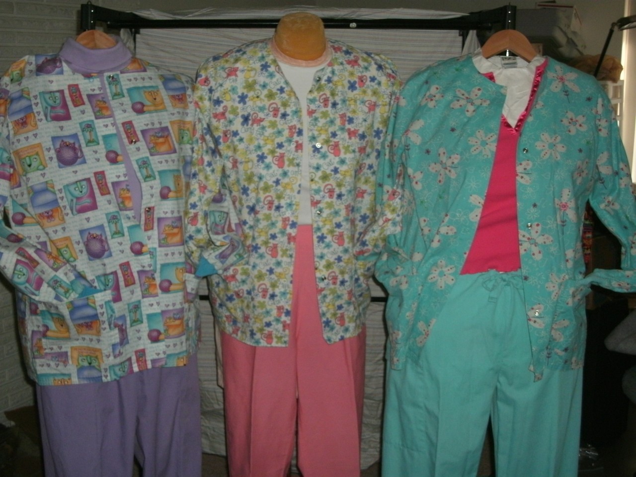 Nursing Uniforms, Scrubs, 14 PC! Mix & Match! SIZE MED eBay