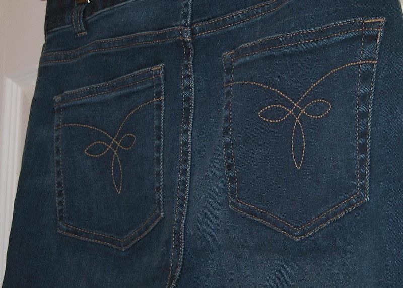 CHAPS DENIM Womens Jeans Madden Straight Slimming Fit NWT Reg59 4 4S 6