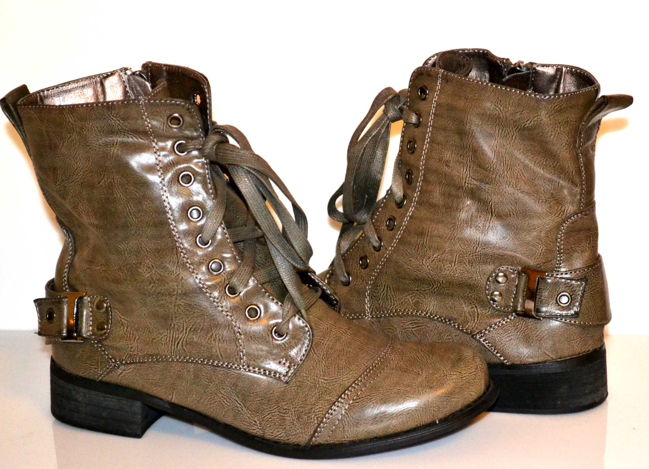 Womens Lace Up Military Combat Boots in Five Colors, BEST PRICES, NIB