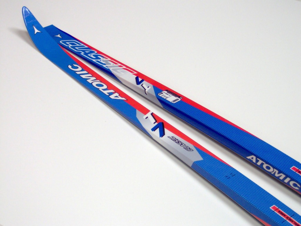 139 LOWEST PRICE EVER ATOMIC WAXLESS XC CROSS COUNTRY SKIS PACKAGE