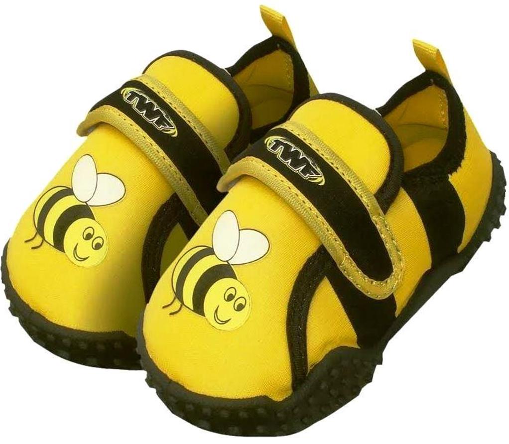 twf beach shoes