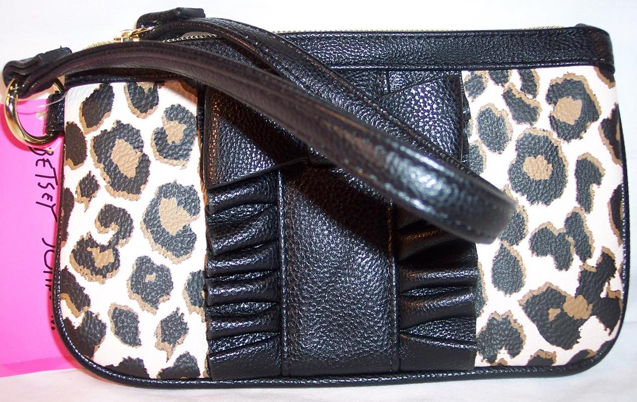 betsey johnson wristlet handbags & purses