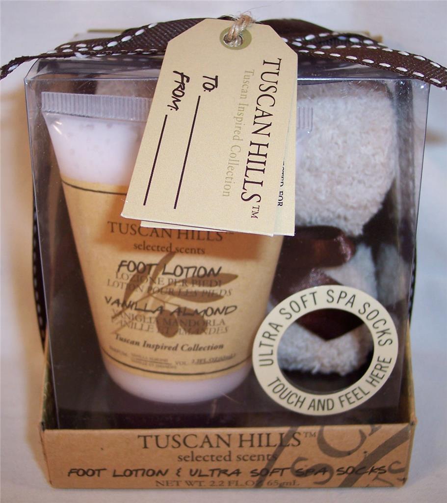 Tuscan Hills Lila Grace Simple Pleasures Socks & Foot Lotion Gift Set