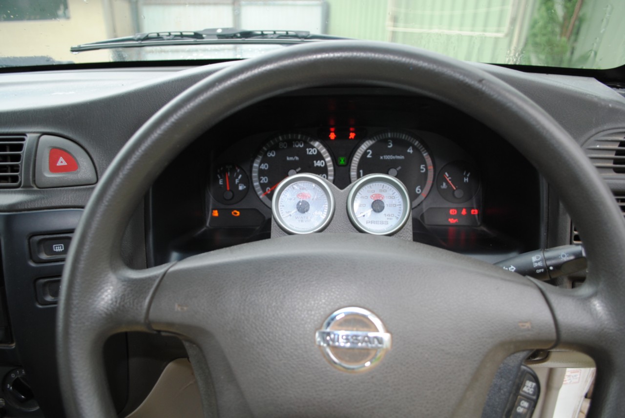 Nissan patrol pillar gauge pods