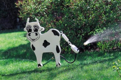 plastic cow lawn ornaments