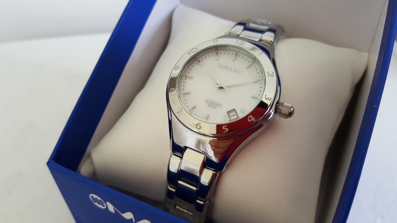 MAXUM WAVERIDER DIVER WOMENS WATCH MW1453L1 WR 200M DATE PEARL DIAL