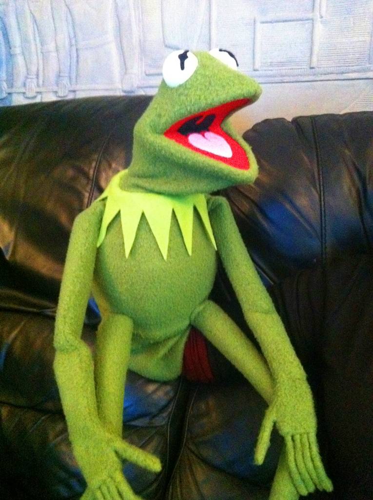 kermit the frog puppet toy