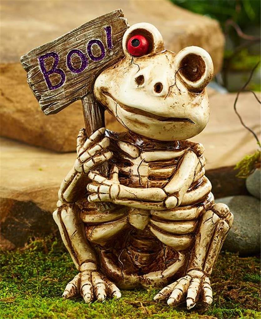 crazy frog statue