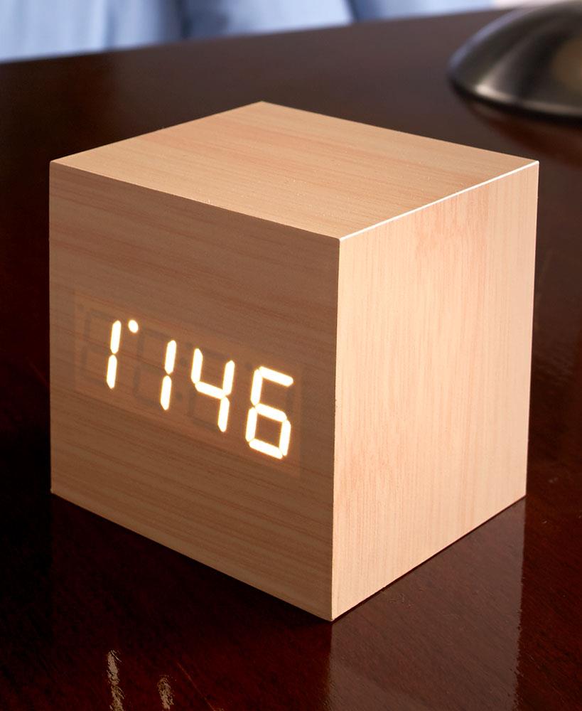 SOUND ACTIVATED LED LIGHTED DECORATIVE CUBE ALARM CLOCK USB OR BATTERY