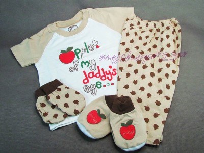 Newborn Baby Clothes Sets on Newborn Baby Boy 0 6 Clothes Gift Box Set Of 4 Brown White Apple New