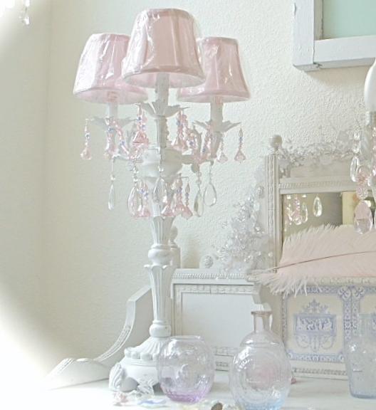 Chic Lamp chandelier lamps Pink vintage White Crystal Candelabra Table Prisms Nw table Chandelier Chic Lamp chandelier lamps Pink vintage White Crystal Candelabra Table Prisms Nw table Chandelier