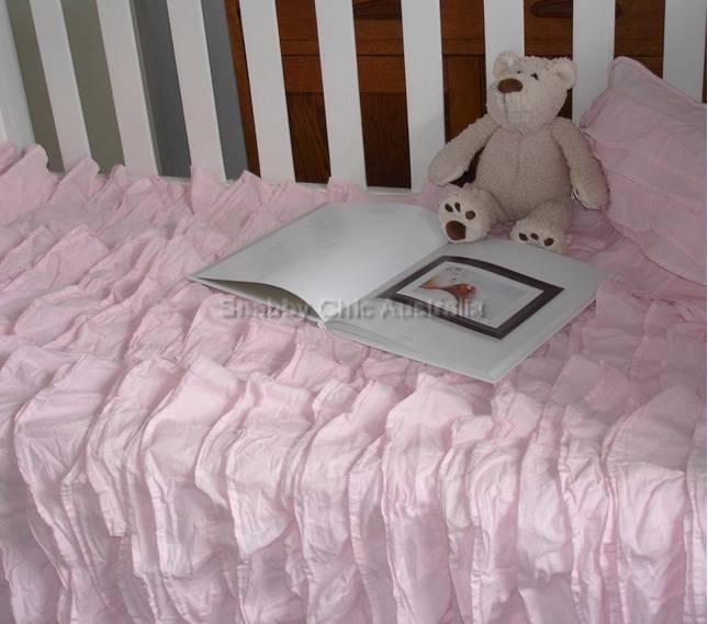 cot crib bedding quilt shabby petticoat chic pink ruffles cot crib bedding quilt shabby petticoat chic pink ruffles