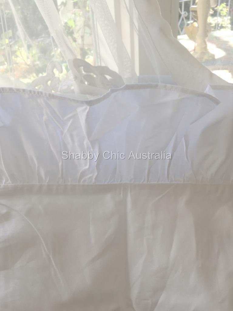 pottery barn double sheet set shabby white ruffles ruffled chic 16 quot deep pockets ebay pottery barn double sheet set shabby white ruffles ruffled chic 16 quot deep pockets ebay