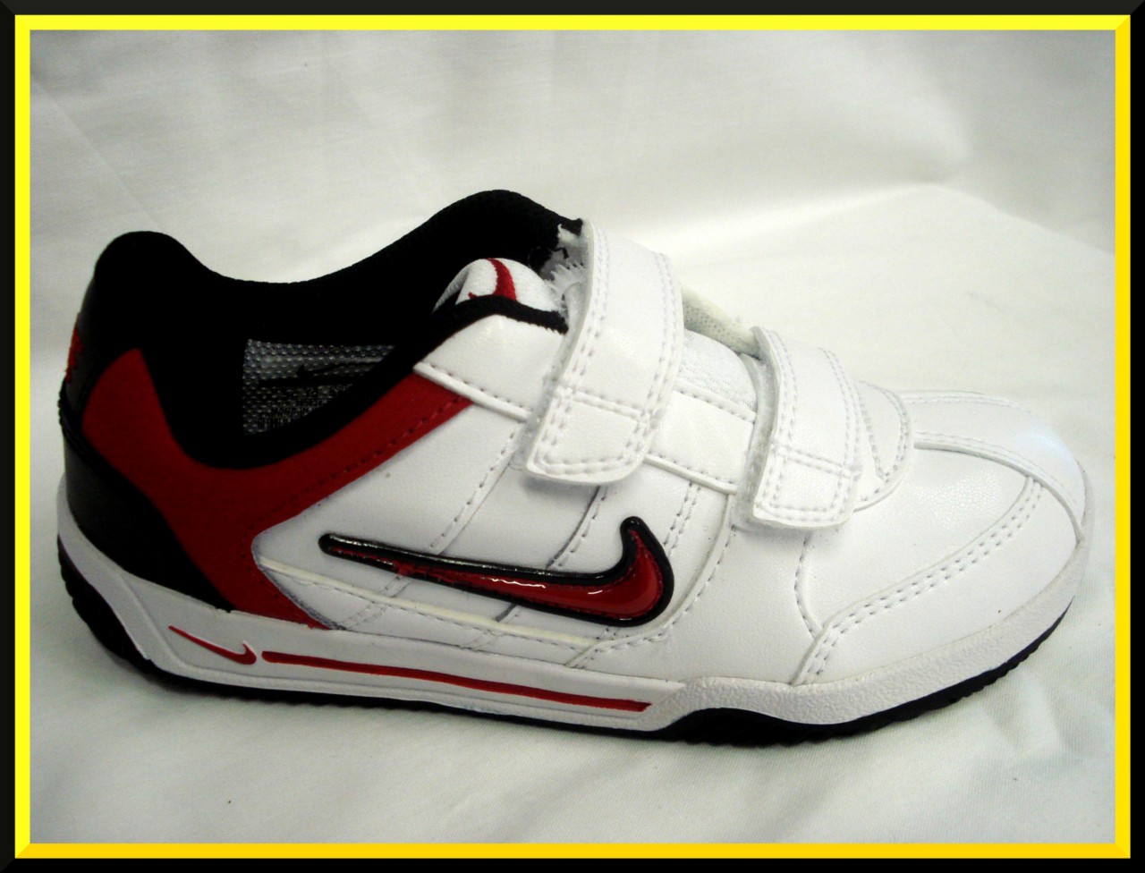 childrens nike trainers size 11