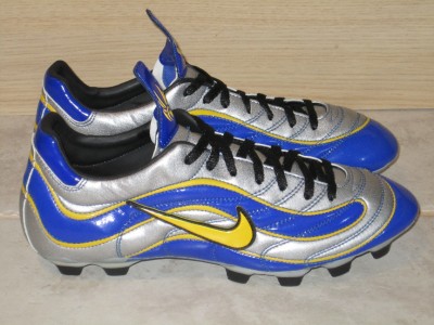 ronaldo r9 boots