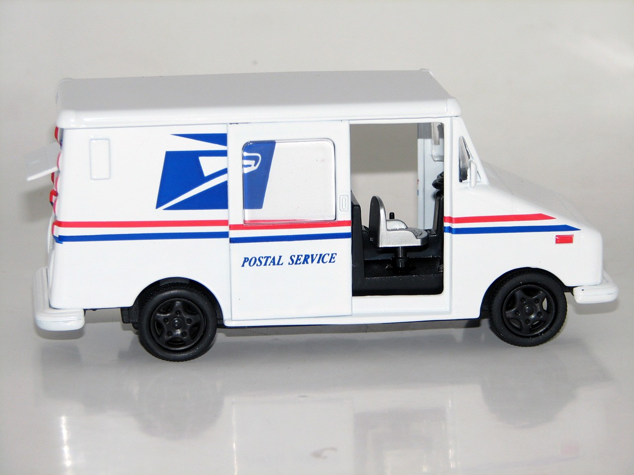 6" USPS US Postal Service Mail Delivery Truck Diecast Post Office