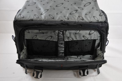 Oakley Computer on Oakley Computer Bag 2 0 Messenger Style Black Holds 15 Laptop Oak1