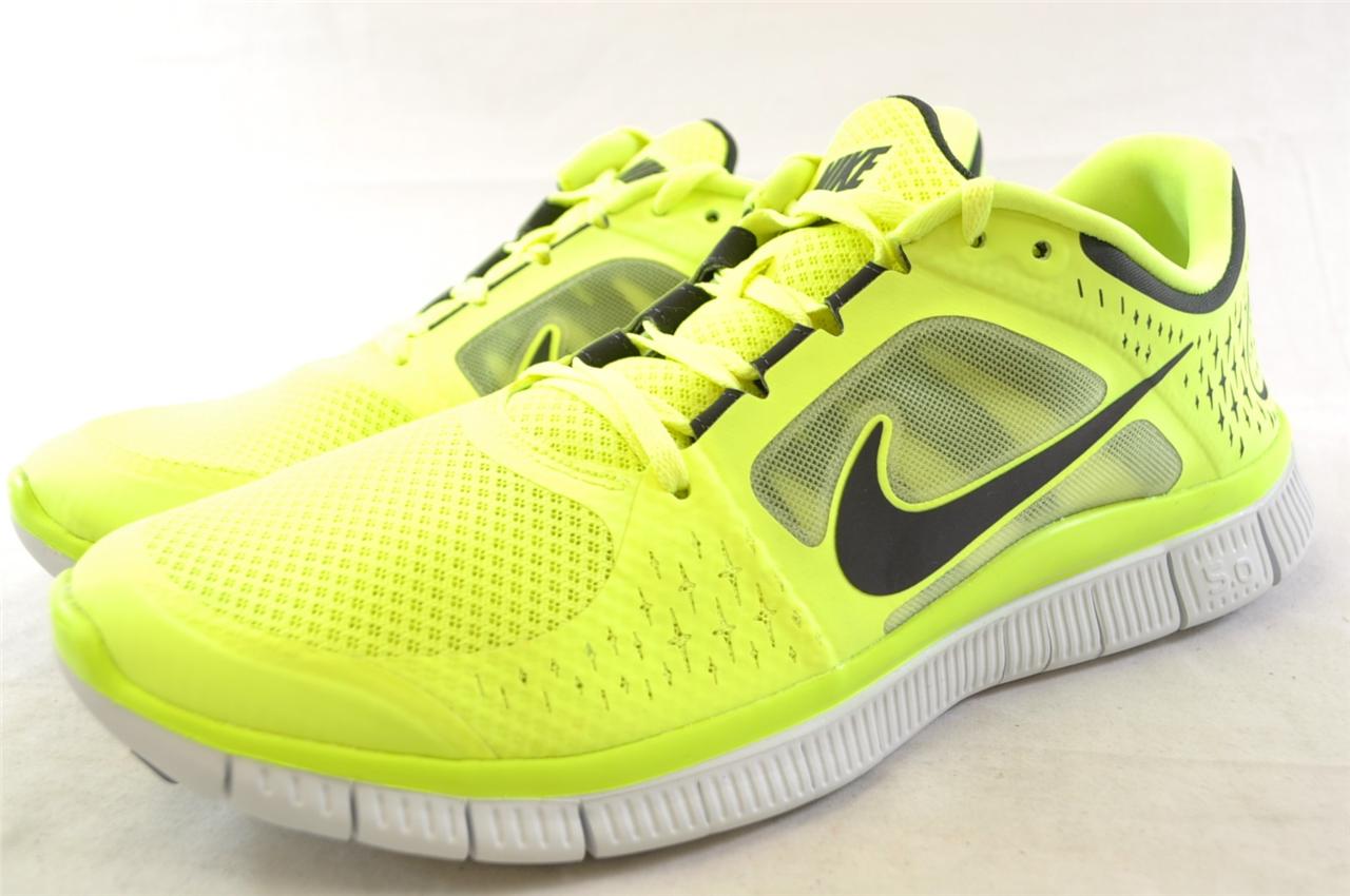 nike running shoes with balls