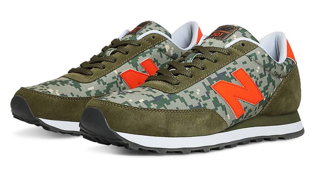 new balance camo turf