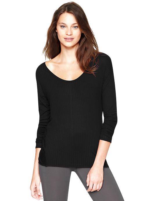 t shirts for women gap