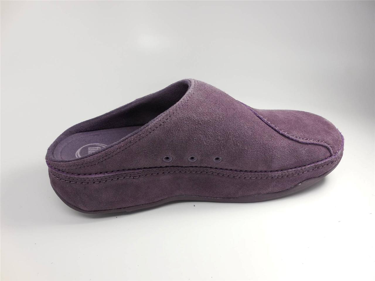 fitflop suede clogs