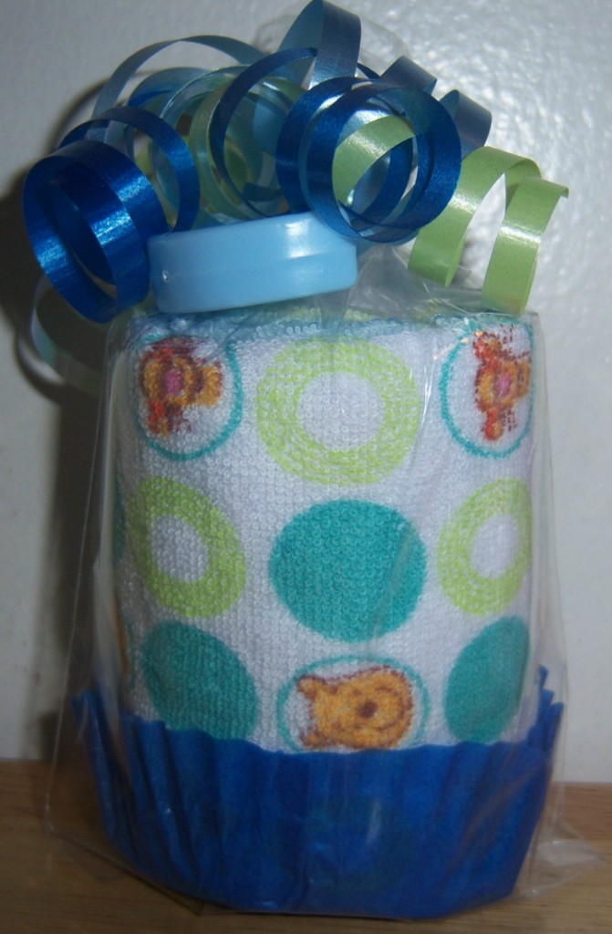 WINNIE THE POOH WASHCLOTH CUPCAKE, BABY SHOWER FAVOR | eBay