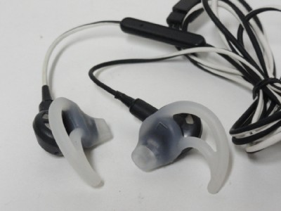 Bose Earphones  Ipod on Bose In Ear Headphones Earbuds Earphones Ie2 With In Line Mic   Remote