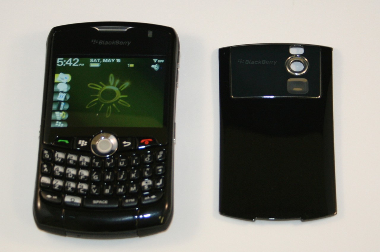 Sprint Blackberry 8330 Curve phone (no contract required) 9 colors. 30
