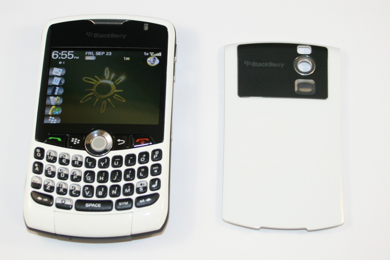 Sprint Blackberry 8330 Curve phone (no contract required) 9 colors. 30