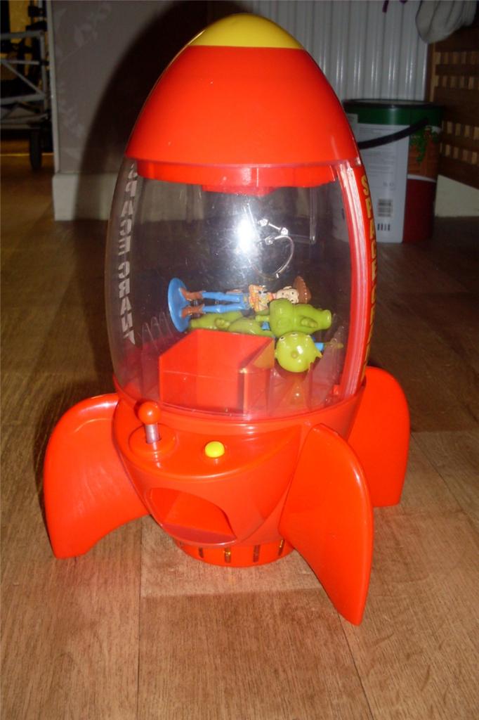toy crane with claw