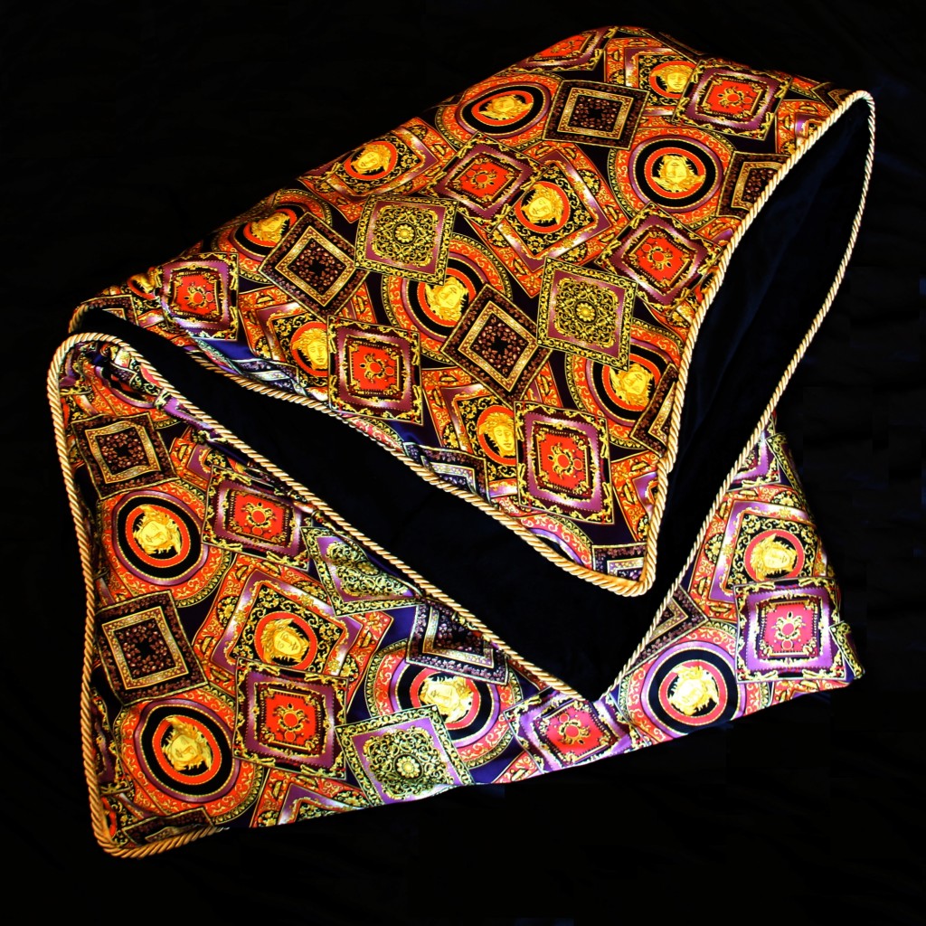 Gianni Versace Medusa Silk Throw Blanket 60" Extremely Rare Limited