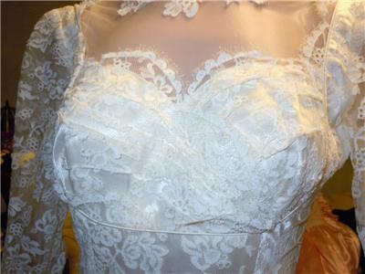 Vintage 1950s Wedding Dresses on Vintage 1950s Chantilly Lace Tulle Wedding Gown Dress W Train