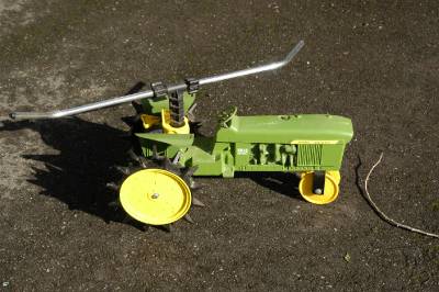 deere sprinkler john water yard traveling lawn tractor diesel