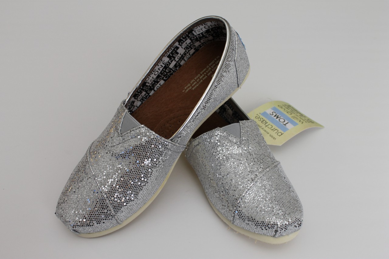 silver sparkly toms