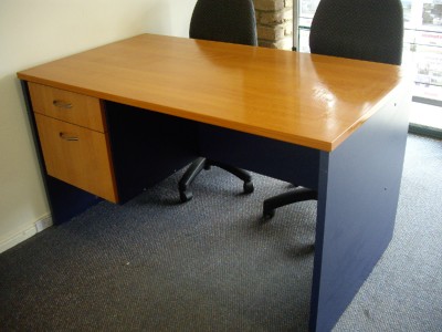  Furniture Pick on Office Furniture Timber Desks Pick Up Brisbane North   Ebay