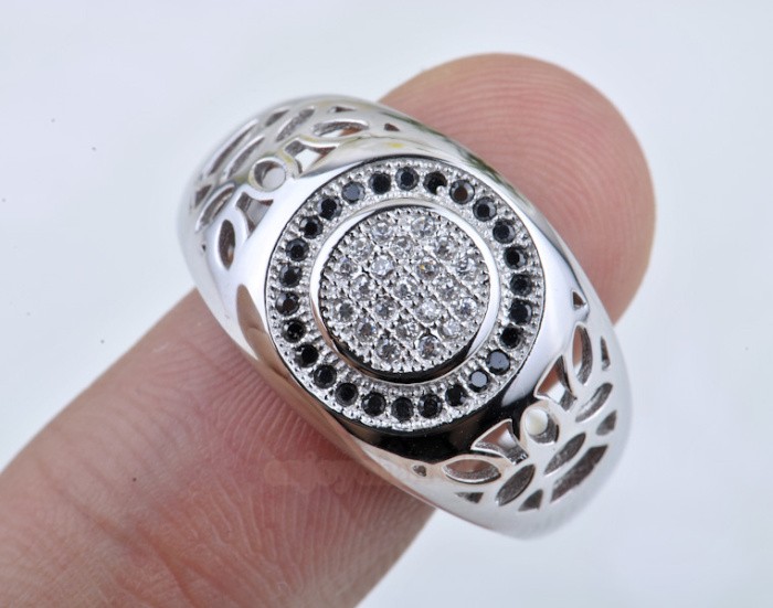 продам - 2 печатки мужские. 925 проба серебра. Абсолютн