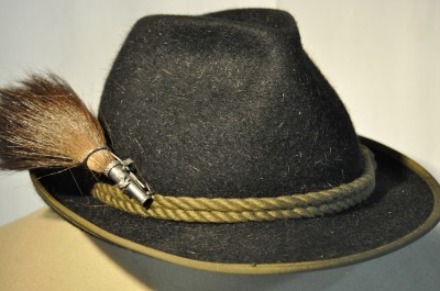 GERMAN BLACK TRACHTEN HAT HUNTING HIKING OKTOBERFEST SIZE 7