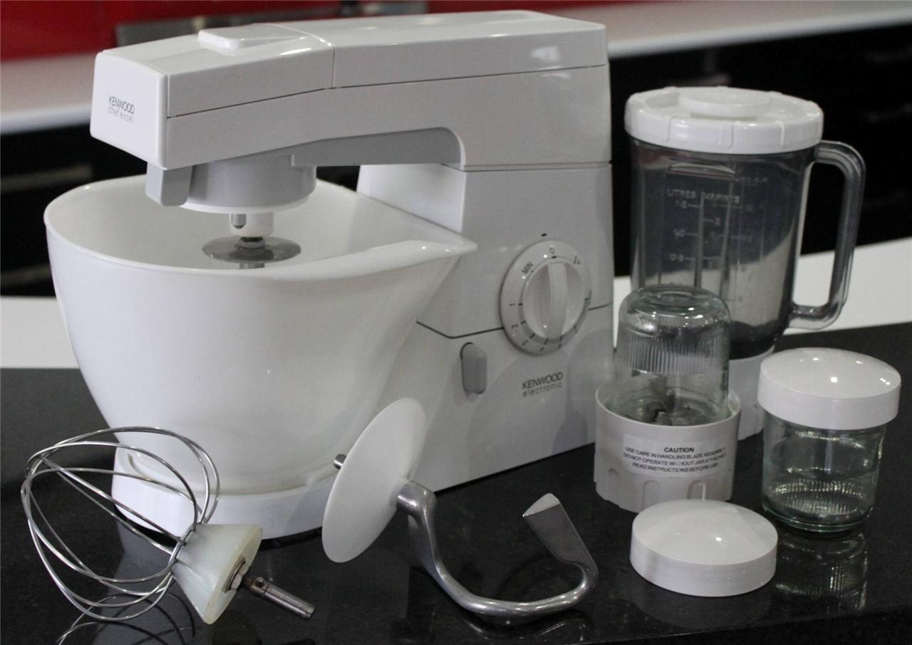 Kenwood Chef Mixer KM210 + Mixing Bowl, K Beater & Whisk, Blender + Dough Hook eBay