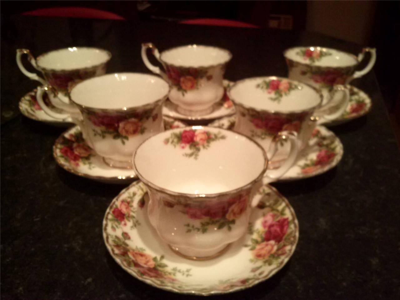 6 BEAUTIFUL ROYAL ALBERT OLD COUNTRY ROSES TEA CUPS AND SAUCERS eBay