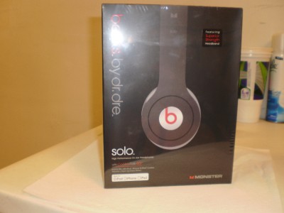 Brands Headphones on Beats By Dr Dre   Solo Hd Headphones   Black  Brand New In Box   Great
