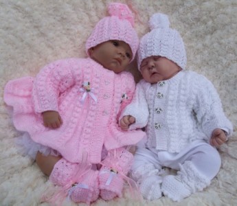 FREE KNITTING PATTERNS BABY ANNABELL CLOTHES - VERY SIMPLE FREE KNITTING PATT...