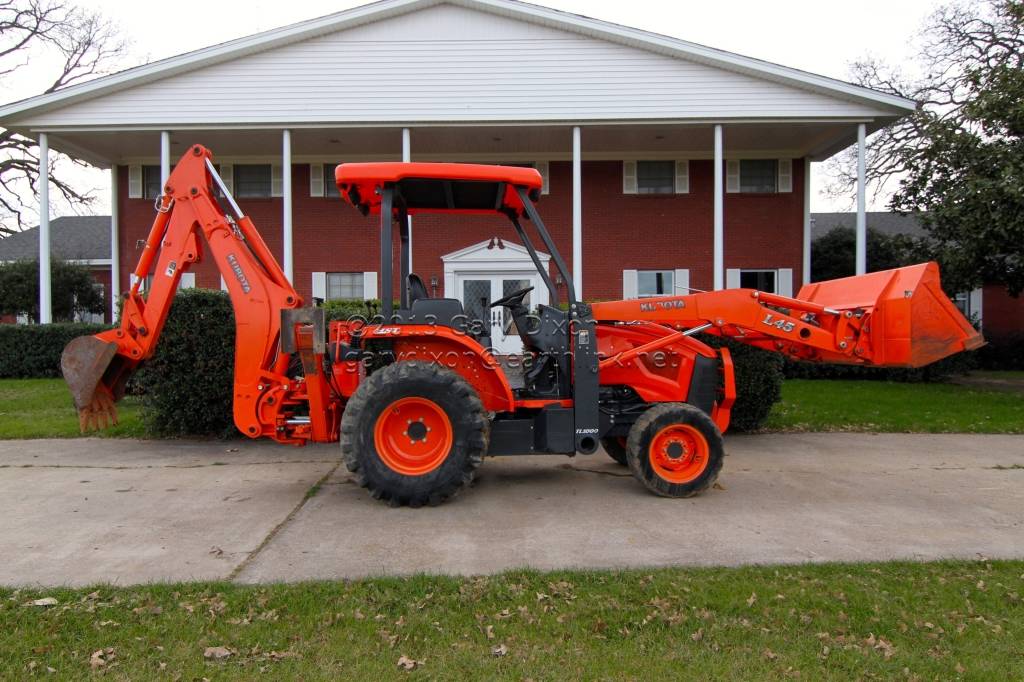 2011 Kubota L45 Commercial Duty Tractor Backhoe Loader, Only 805 Hrs