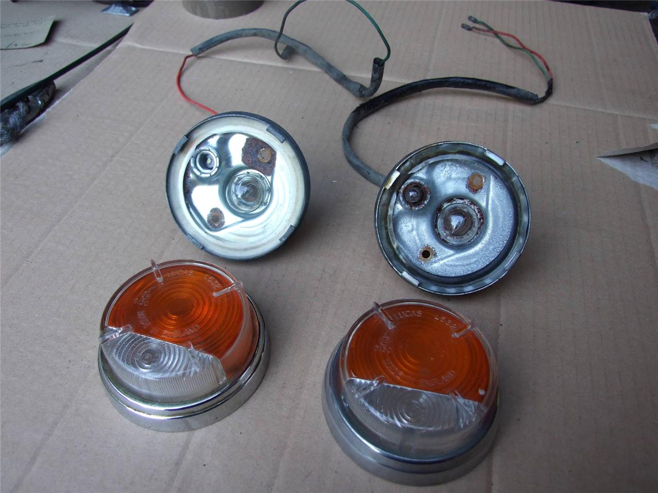 MORRIS MINOR 1000 + TRAVELLER FRONT SIDELIGHT AND INDICATORS (BEDFORD