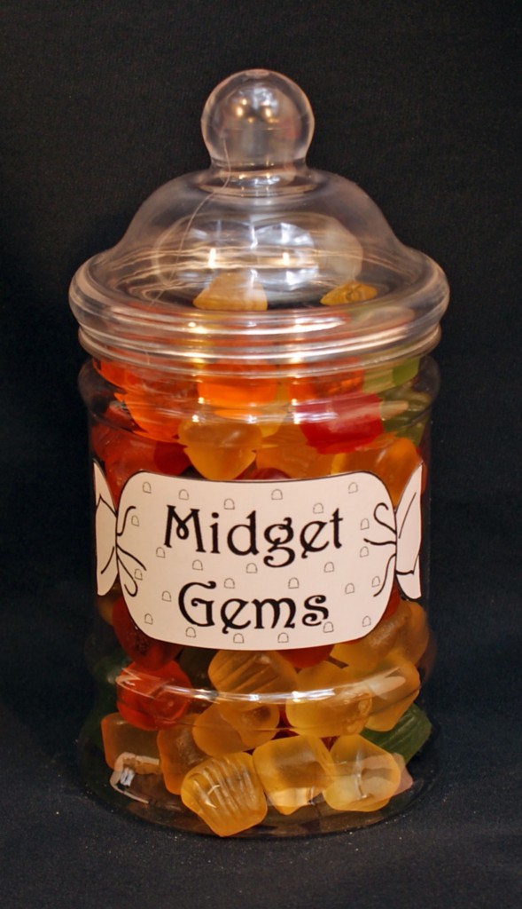 PLASTIC VICTORIAN STYLE 380ml SWEET JAR FILLED WITH YOUR CHOICE OF SWEETS CANDY - Picture 11 of 22