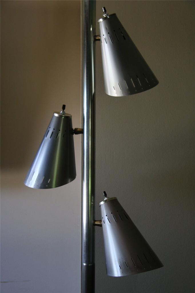 VINTAGE 3 WAY ALUMINUM TENSION POLE FLOOR LAMP ~ RETRO MID ...