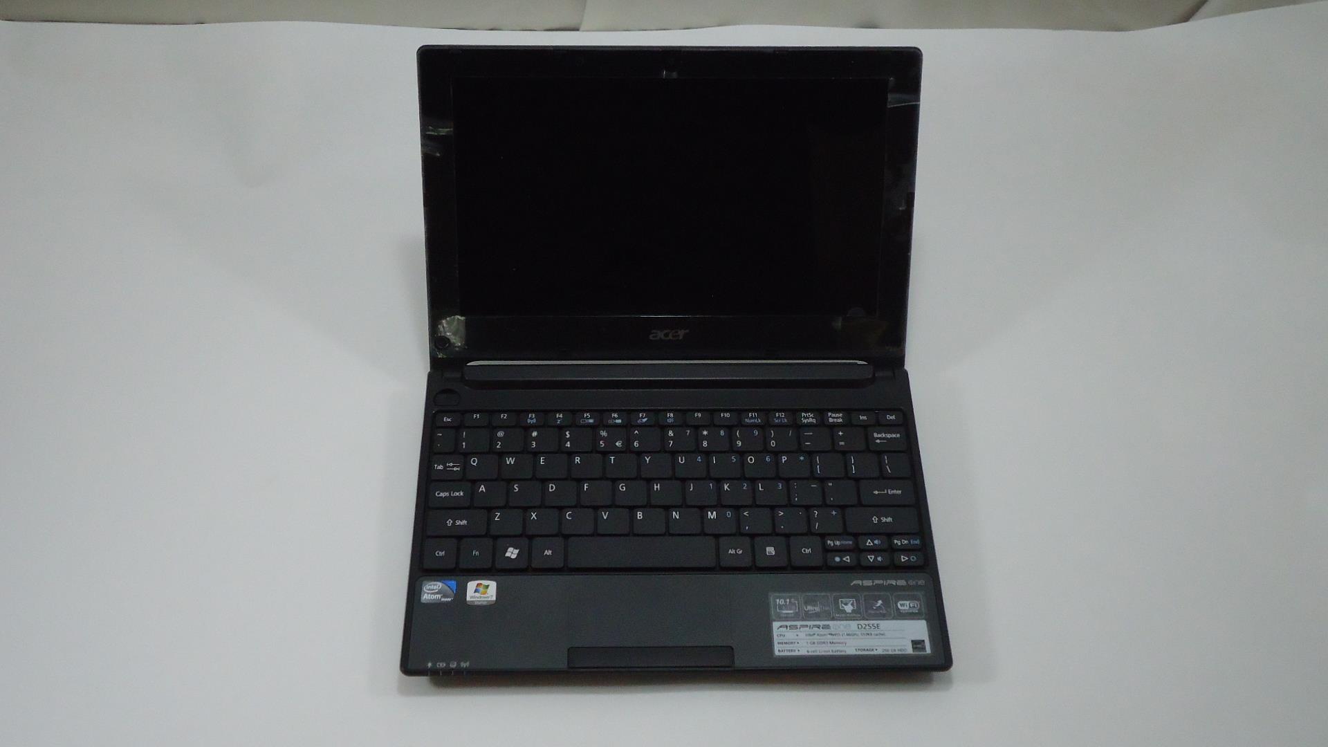 Acer Aspire One D255E13899 Netbook Atom 1.66GHz 1GB RAM 250GB HD Windows 7
