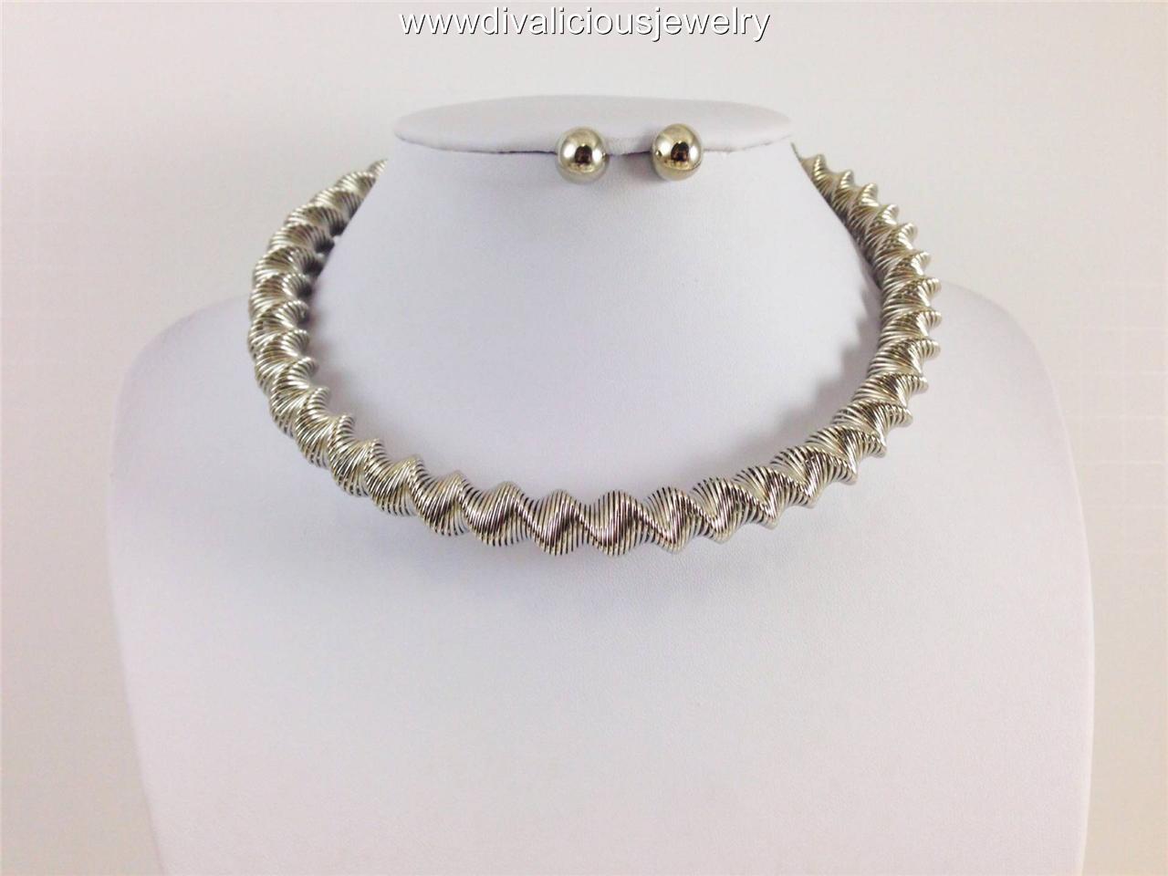 Metal wire necklace Clearance