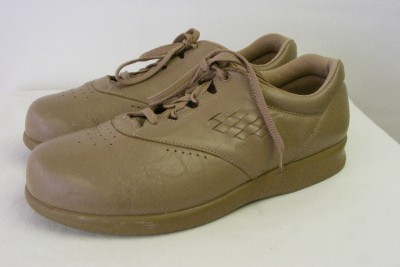 womens SAS tan leather nursing occupational lace up shoes 11 W walking