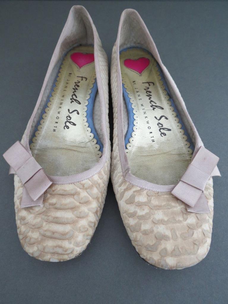 sole ballet flats