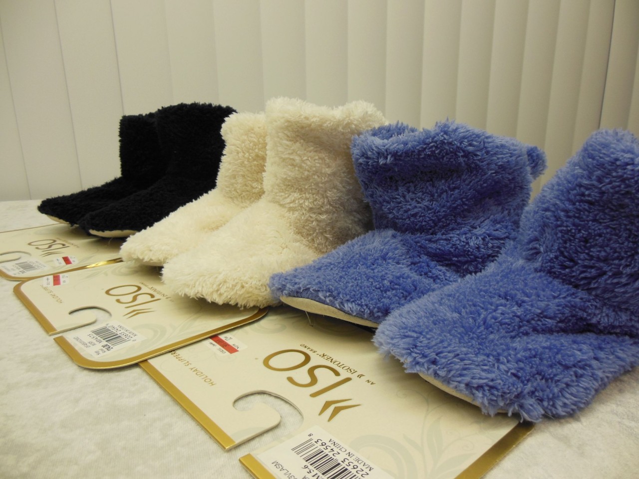 isotoner ankle slippers